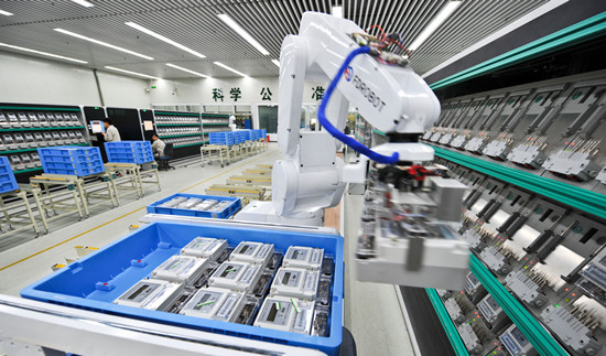 中国正引领自动化 工业机器人可与日欧直接竞争