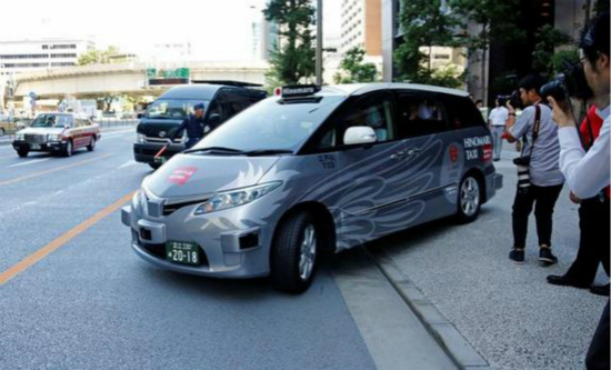 东京试运营全球首辆自动驾驶出租车